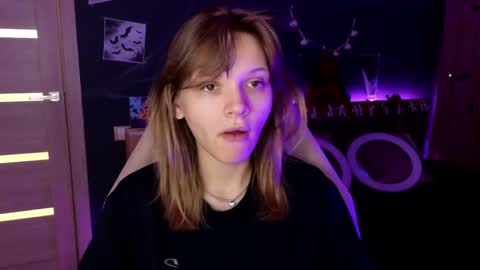 Snapshot of litabrom chatting on 10/24/25, 03:14 Lena online show from 10/24/25, 03:14