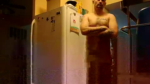 Snapshot of lithuanian1987 chatting on 04/13/26, 02:22 Viciouzz Daddy online show from 04/13/26, 02:22