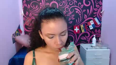 little18doll online show from 07/10/26, 12:59
