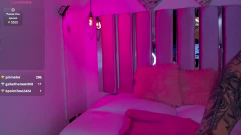 Snapshot of little__ary chatting on 12/11/24, 07:20 little ary online show from 12/11/24, 07:20