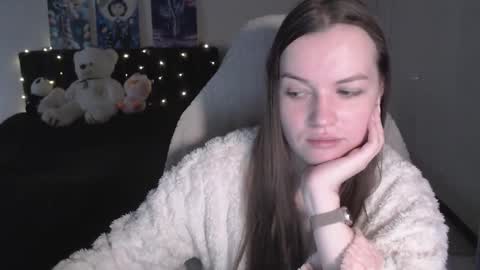 little__flowers online show from 12/20/25, 08:32