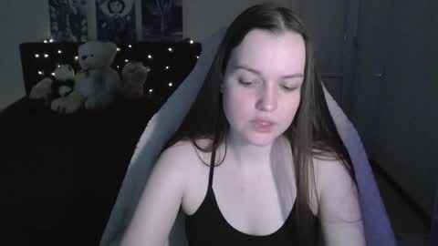 little__flowers online show from 04/07/26, 09:32