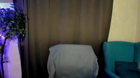 Isabel online show from 04/30/26, 01:34