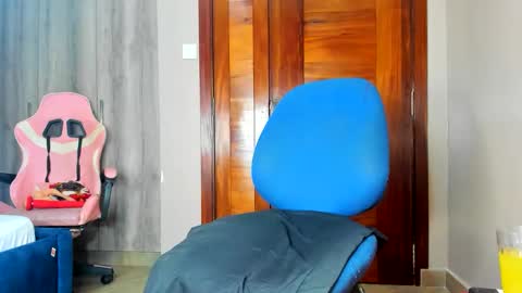 little_africa online show from 05/10/26, 07:13
