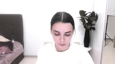 Ami online show from 04/09/26, 08:09