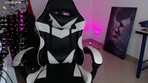 Amelie  online show from 02/26/26, 11:37