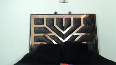 Hi im Cataleya online show from 02/14/25, 05:09