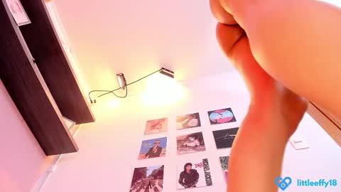 Snapshot of little_effy18_ chatting on 02/28/25, 01:26 Little Effy online show from 02/28/25, 01:26