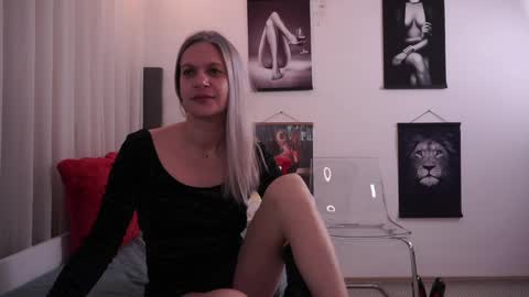 little_heart_andreea online show from 03/12/25, 10:17