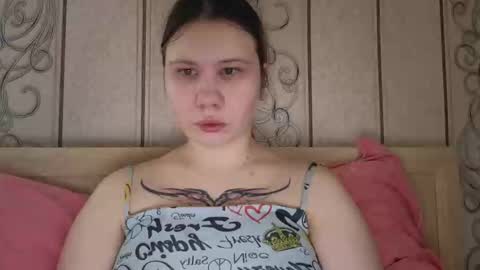 Snapshot of little_kitsune chatting on 10/07/25, 06:54 Rachel online show from 10/07/25, 06:54