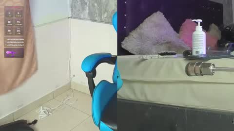 Snapshot of little_lili19 chatting on 03/01/25, 03:21 Lili online show from 03/01/25, 03:21