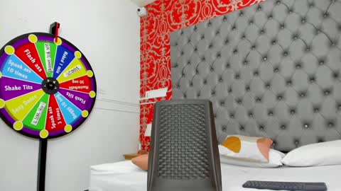 Snapshot of little_lilith_apple chatting on 01/30/25, 09:58 little_lilith_apple online show from 01/30/25, 09:58