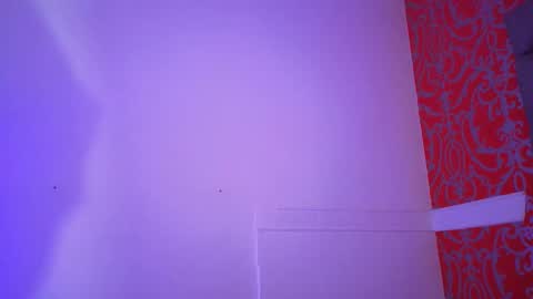 Snapshot of little_lilith_apple chatting on 09/22/25, 11:01 little_lilith_apple online show from 09/22/25, 11:01