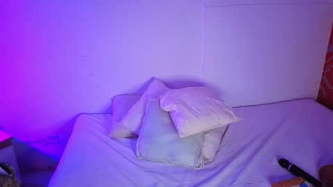 Snapshot of little_lilith_apple chatting on 10/11/25, 11:09 little_lilith_apple online show from 10/11/25, 11:09