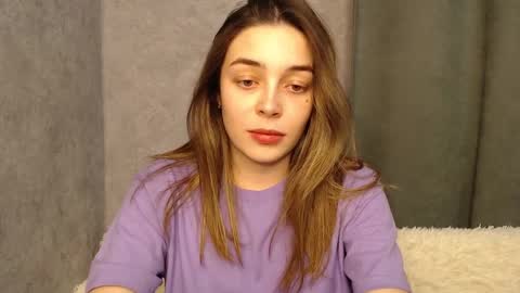 Mia   Im online every day 1530 PM in New York  2030 PM in London online show from 12/07/24, 08:38