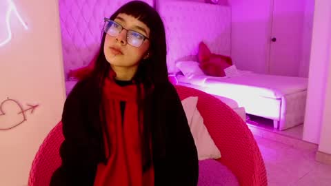Paulette online show from 05/17/26, 04:21
