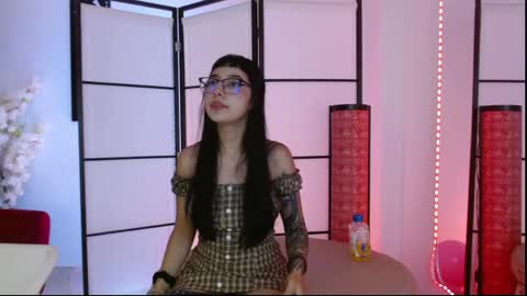 Paulette online show from 05/30/26, 04:42