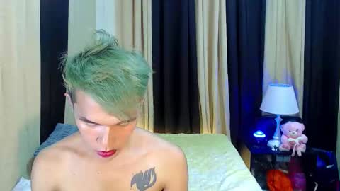 Snapshot of little_pauoie chatting on 12/14/25, 02:50 Pauoie online show from 12/14/25, 02:50