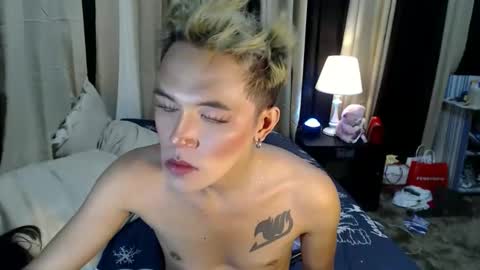 Snapshot of little_pauoie chatting on 12/22/25, 04:26 Pauoie online show from 12/22/25, 04:26