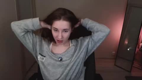 little_pretty_woman online show from 10/11/25, 06:06