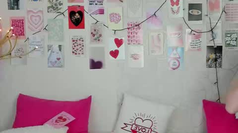 Kriss online show from 02/18/26, 08:32