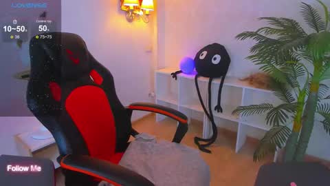 Snapshot of little_rockk chatting on 10/22/25, 05:30 little_rockk online show from 10/22/25, 05:30