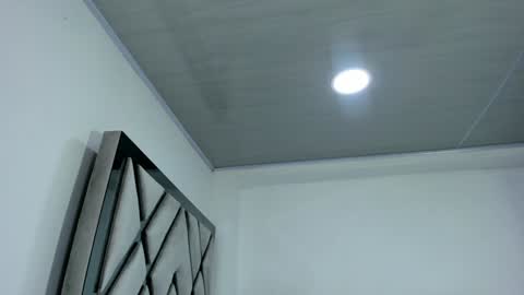 Abbie online show from 12/05/24, 03:37