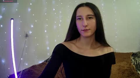 LittleAhWitch online show from 05/11/26, 02:45