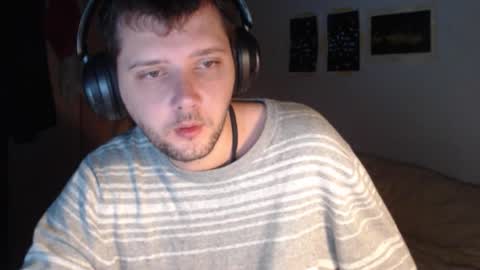 littlealien7 online show from 09/22/25, 08:16