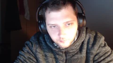 littlealien7 online show from 06/12/26, 07:29