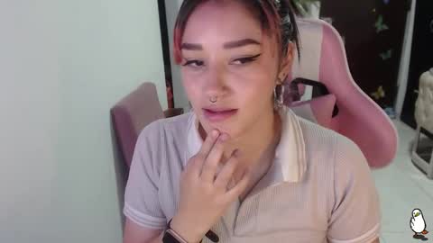 Snapshot of littleangelx_m chatting on 09/13/25, 09:03 Daniela online show from 09/13/25, 09:03