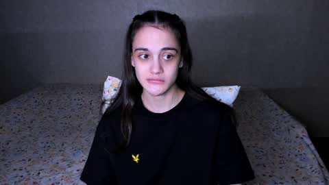 littleashleyy online show from 12/22/24, 07:21