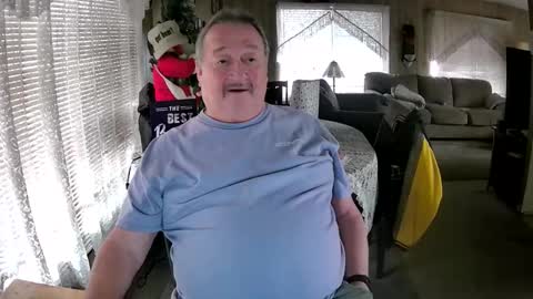 Littled83057 online show from 12/17/25, 07:20