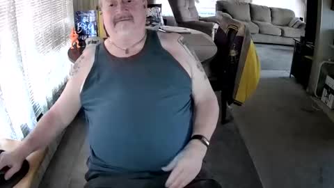 Littled83057 online show from 04/24/26, 05:48