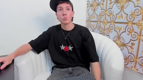 DANNY online show from 11/26/25, 07:15