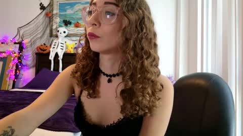 littledeathtrap online show from 10/01/25, 07:09