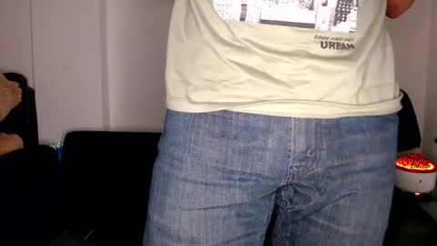 Manu online show from 10/07/25, 02:09