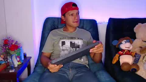 Manu online show from 07/21/26, 02:25