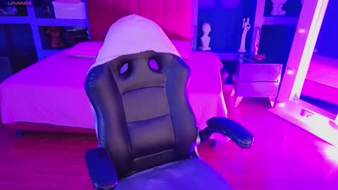 Angel  online show from 02/10/26, 09:19