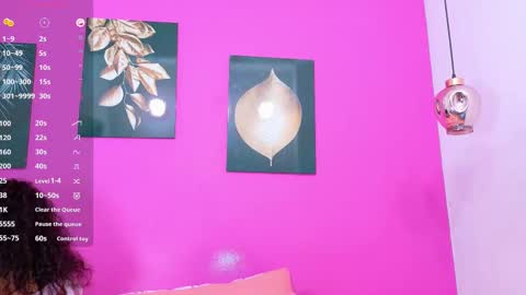 Snapshot of littleebonymommy chatting on 09/26/25, 08:24 Tania online show from 09/26/25, 08:24