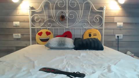 Your little flower  online show from 03/17/26, 08:06