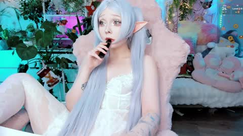 Riza Riri Puff  online show from 01/04/25, 07:13