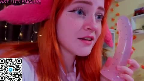 Molly online show from 05/26/26, 01:34