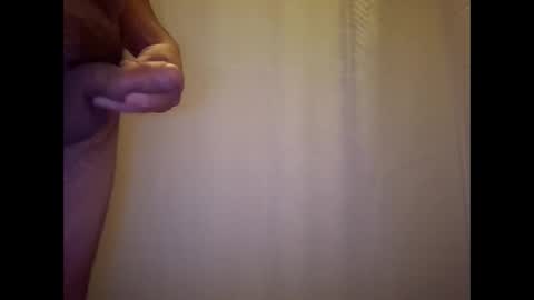 littleguyy888 online show from 11/24/25, 03:23