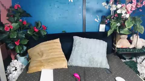 littleindianmilf online show from 03/23/26, 08:40