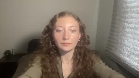 littlejuliette777 online show from 08/07/26, 08:33