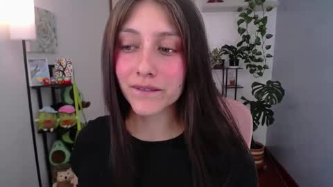 Snapshot of littlelaksmi chatting on 09/10/25, 10:10 Laksmi online show from 09/10/25, 10:10