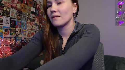 LillleLinn online show from 12/17/25, 06:03