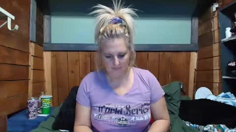 lisanixs online show from 01/06/26, 08:45