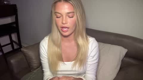 Marciabrady online show from 12/19/24, 11:14